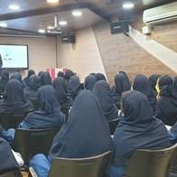 جلسه مدیر عامل مجتمع جناب آقای احمدی با دانش آموزان پایه دوازدهم